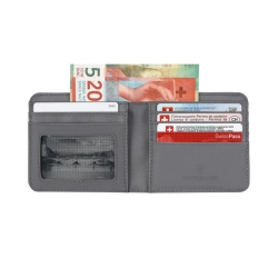 Portfel Travel Essentials Bi-Fold Wallet 653364-16857